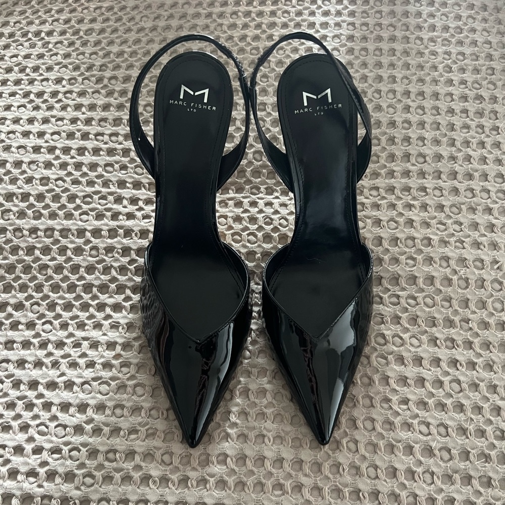 Marc fisher black patent leather pump
